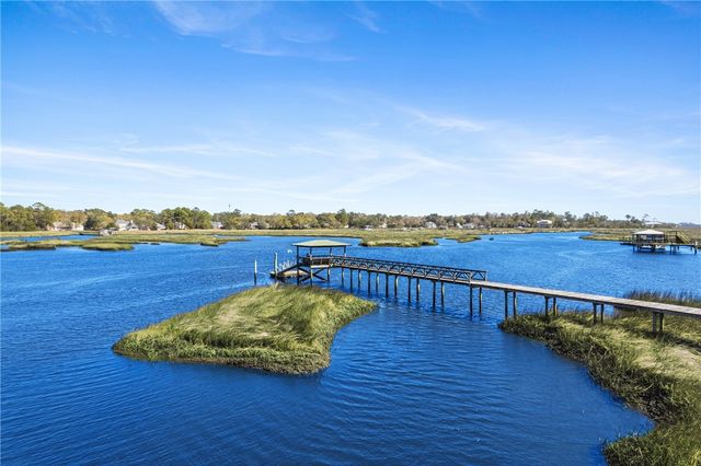 203 Salt Grass Trace, St Marys, GA 31558