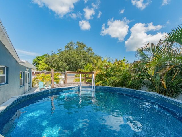 2321 MABEN AVENUE, Palm Harbor, FL 34683