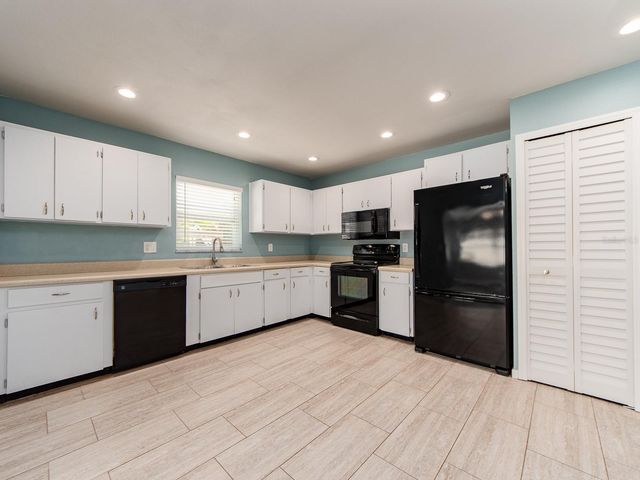 2321 MABEN AVENUE, Palm Harbor, FL 34683