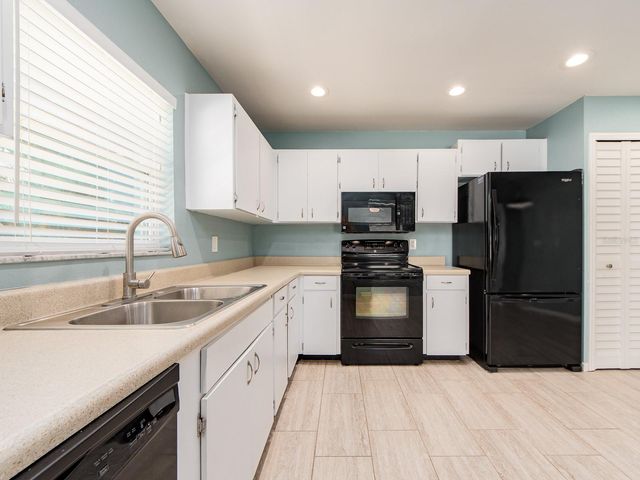 2321 MABEN AVENUE, Palm Harbor, FL 34683