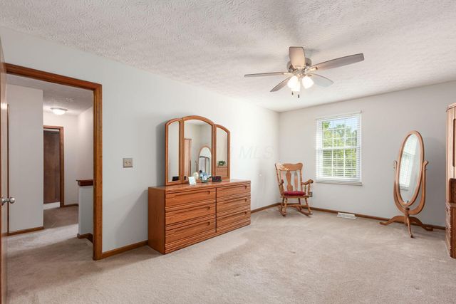 2161 Ransom Oaks Drive, Columbus, OH 43228