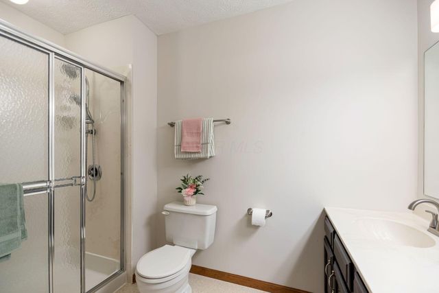 2161 Ransom Oaks Drive, Columbus, OH 43228
