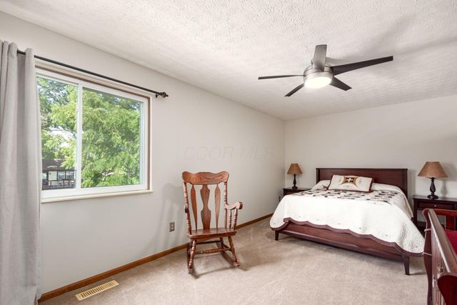 2161 Ransom Oaks Drive, Columbus, OH 43228