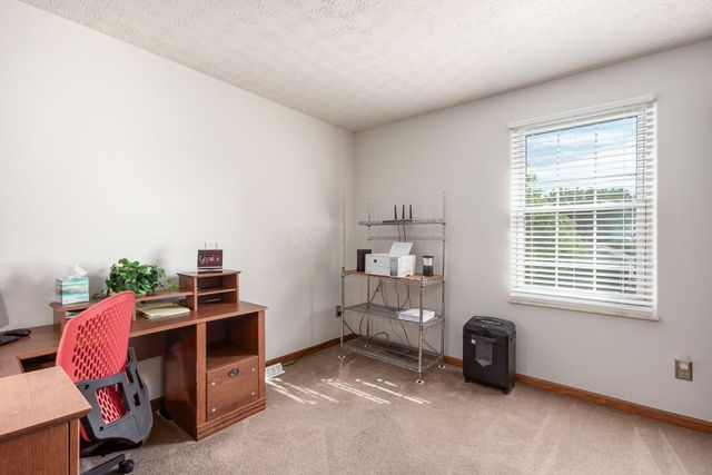 2161 Ransom Oaks Drive, Columbus, OH 43228