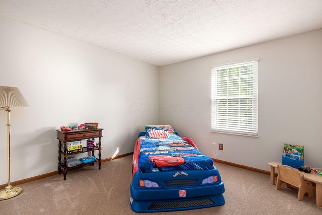 2161 Ransom Oaks Drive, Columbus, OH 43228