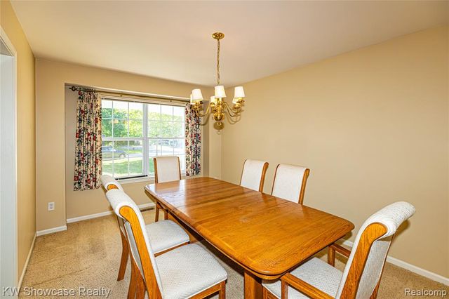 5373 Forest Ridge Drive, Clarkston, MI 48346