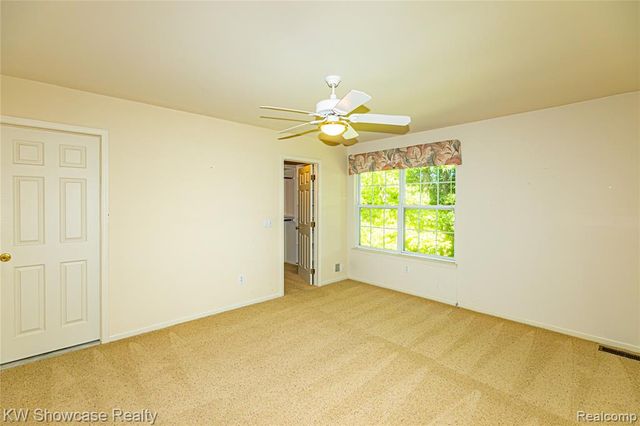 5373 Forest Ridge Drive, Clarkston, MI 48346