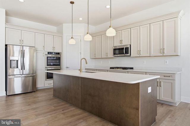 124 BRIDGE VALLEY ROAD, Gettysburg, PA 17325