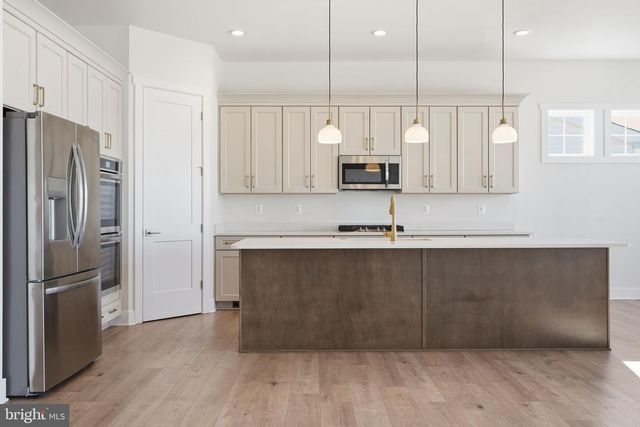 124 BRIDGE VALLEY ROAD, Gettysburg, PA 17325