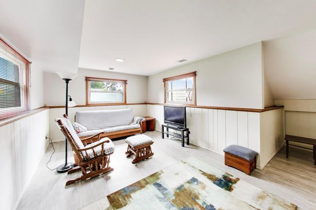 336 W Fremont Avenue, Elmhurst, IL 60126
