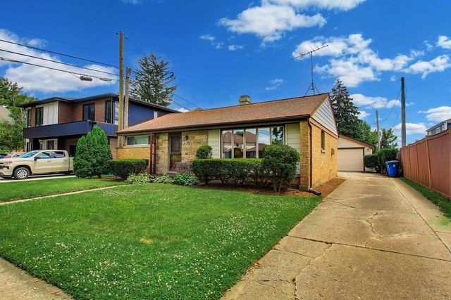 336 W Fremont Avenue, Elmhurst, IL 60126