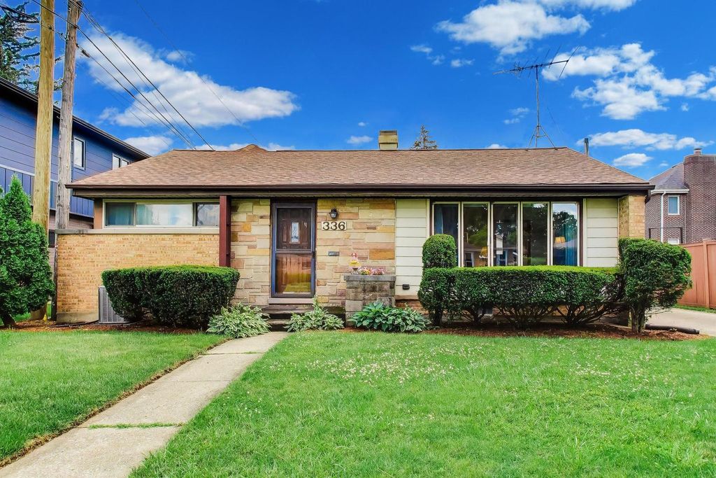 336 W Fremont Avenue, Elmhurst, IL 60126