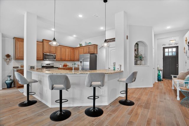 7729 Gatevine Avenue, Joshua, TX 76058