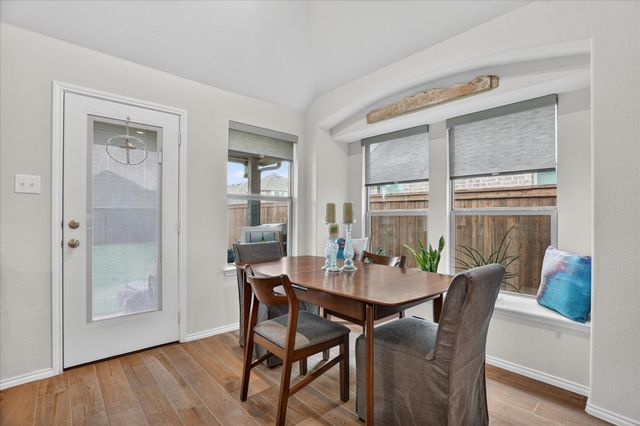 7729 Gatevine Avenue, Joshua, TX 76058