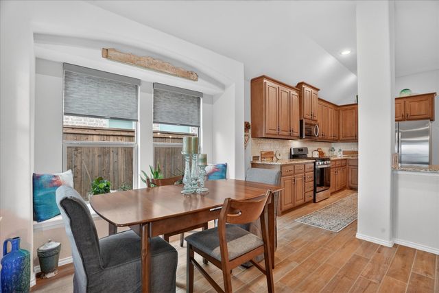 7729 Gatevine Avenue, Joshua, TX 76058