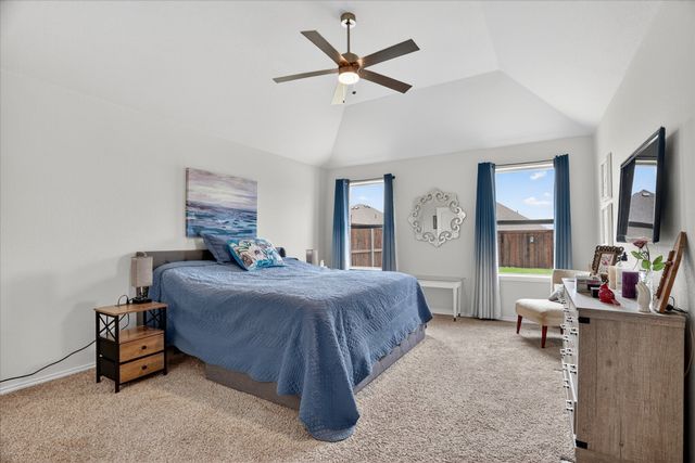 7729 Gatevine Avenue, Joshua, TX 76058