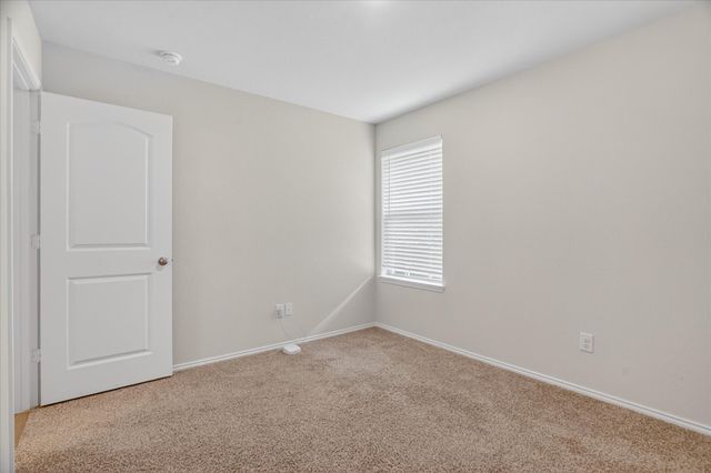 7729 Gatevine Avenue, Joshua, TX 76058