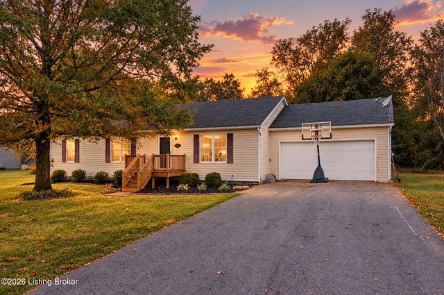 1425 Dawkins Rd, La Grange, KY 40031