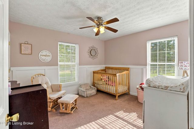 1425 Dawkins Rd, La Grange, KY 40031