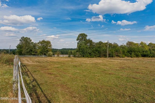 1425 Dawkins Rd, La Grange, KY 40031