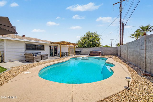 8401 E VIRGINIA Avenue, Scottsdale, AZ 85257