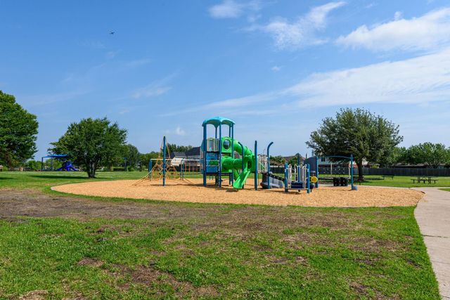 2008 Sandy Bank Lane, Pearland, TX 77581