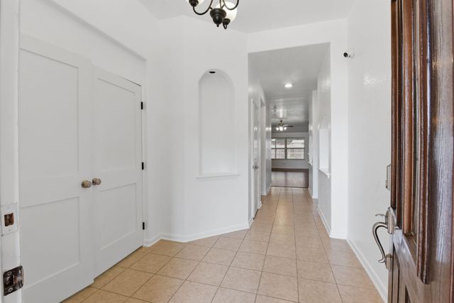 2008 Sandy Bank Lane, Pearland, TX 77581