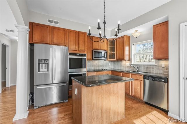 1 Monarch Trace Court 301, Chesterfield, MO 63017