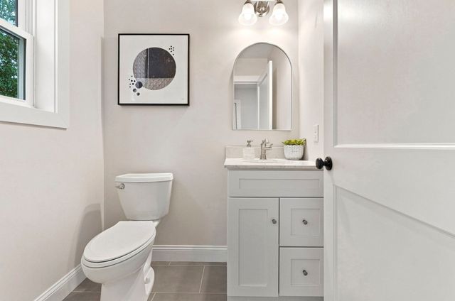 13 Glen Terrace 13, Lynn, MA 01905