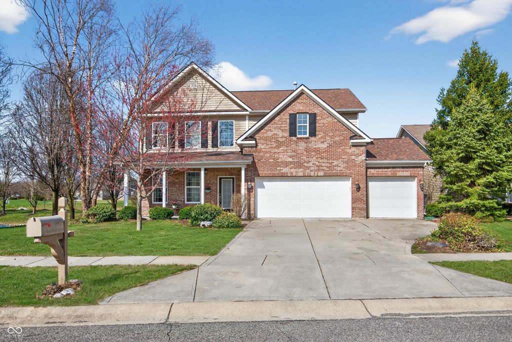 6928 W Winding, Mccordsville, IN 46055