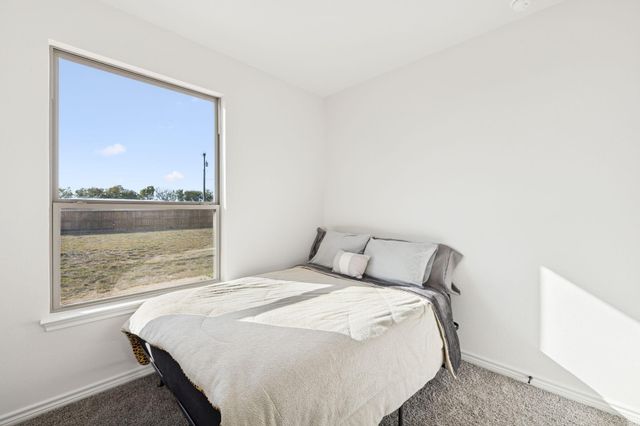 108 Santa Teresa RD, Kyle, TX 78640