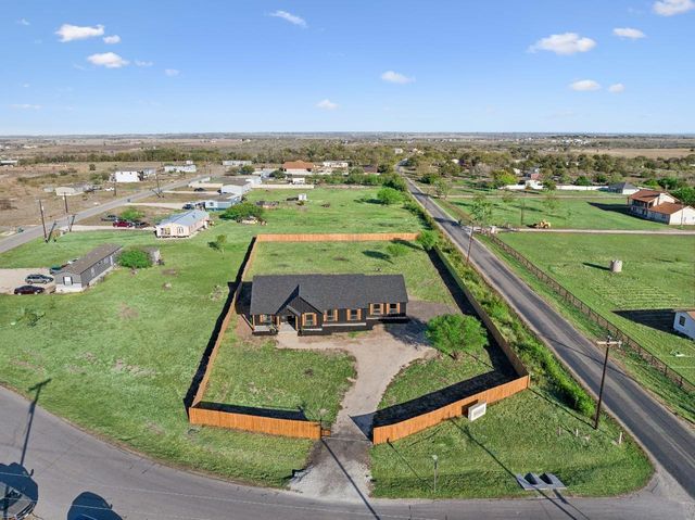 108 Santa Teresa RD, Kyle, TX 78640