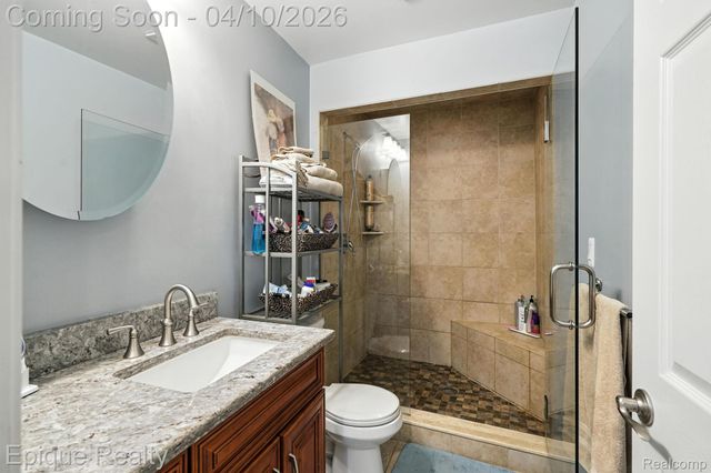1990 Watkins Lake Road, Waterford Charter Township, MI 48328
