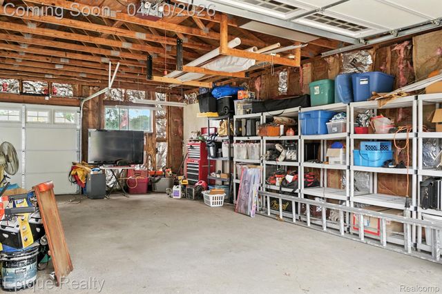 1990 Watkins Lake Road, Waterford Charter Township, MI 48328