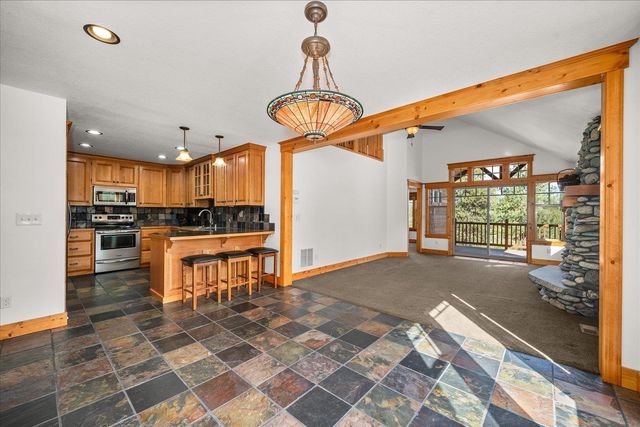 18319 E Riverway Ave, Spokane Valley, WA 99016