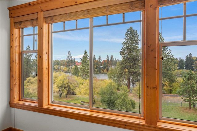 18319 E Riverway Ave, Spokane Valley, WA 99016