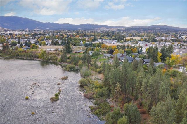18319 E Riverway Ave, Spokane Valley, WA 99016