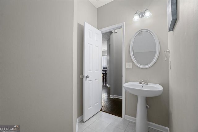 152 Haven Oak Way, Lawrenceville, GA 30044