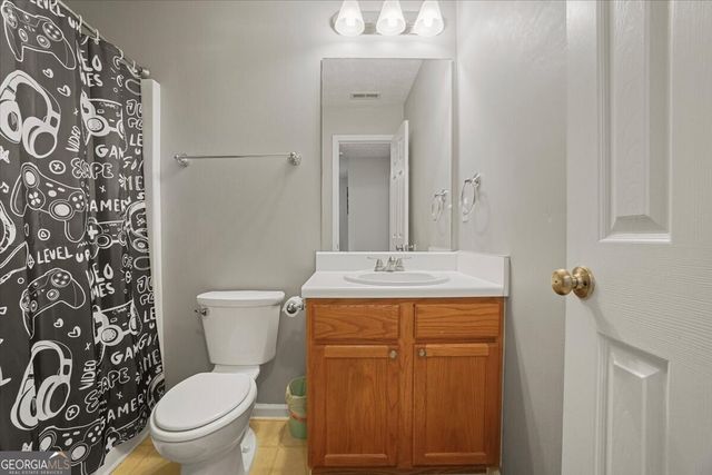 152 Haven Oak Way, Lawrenceville, GA 30044