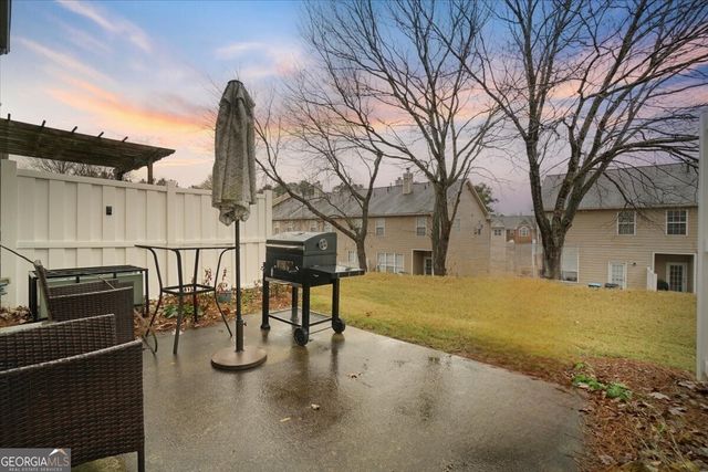 152 Haven Oak Way, Lawrenceville, GA 30044