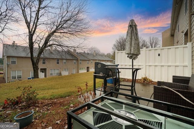 152 Haven Oak Way, Lawrenceville, GA 30044