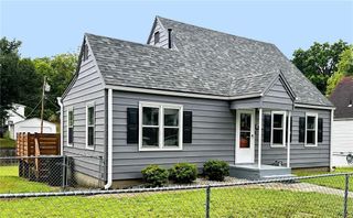 927 Columbia Avenue, Leavenworth, KS 66048