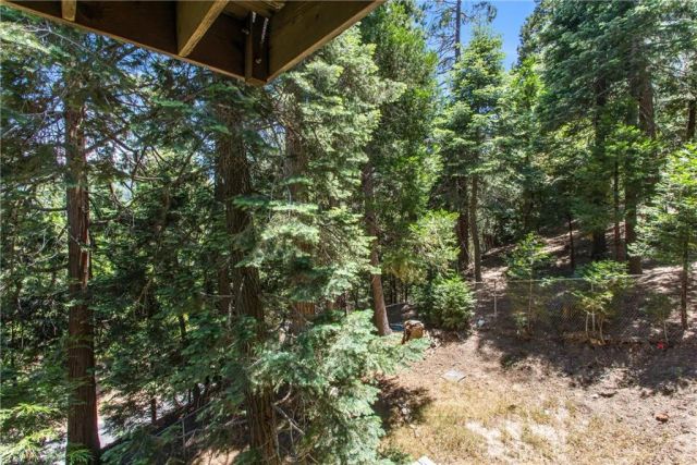 24634 Bernard Drive, Crestline, CA 92325