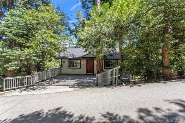 24634 Bernard Drive, Crestline, CA 92325
