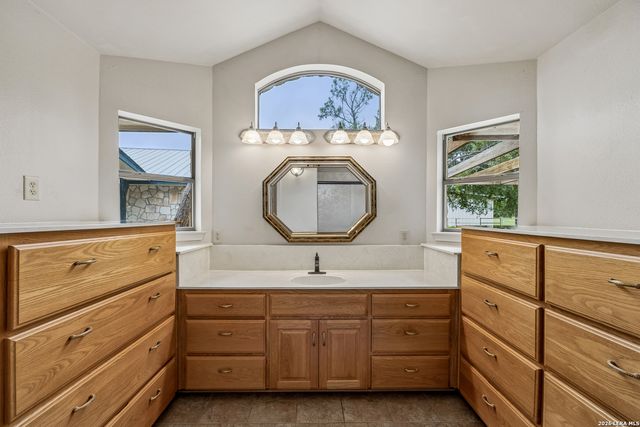 4125 County Road 251, Hondo, TX 78861