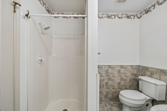 4125 County Road 251, Hondo, TX 78861