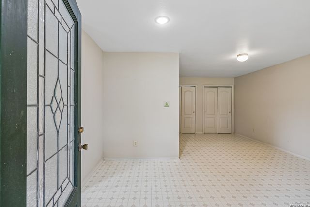 4125 County Road 251, Hondo, TX 78861