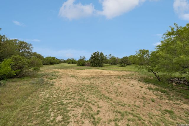 4125 County Road 251, Hondo, TX 78861