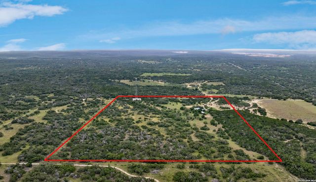 4125 County Road 251, Hondo, TX 78861