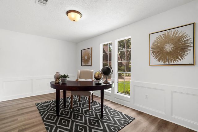 8206 Colonial Oaks Lane, Spring, TX 77379